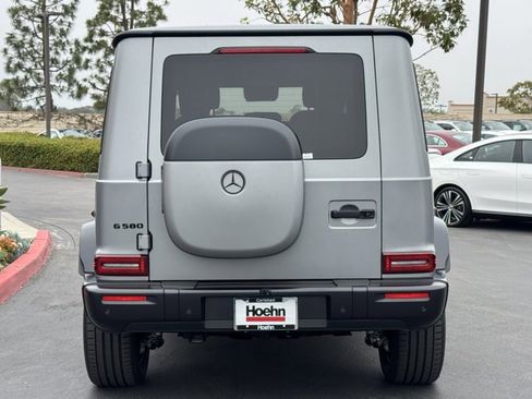 Used 2025 Mercedes-Benz G 580 w/ EQ Technology image 12