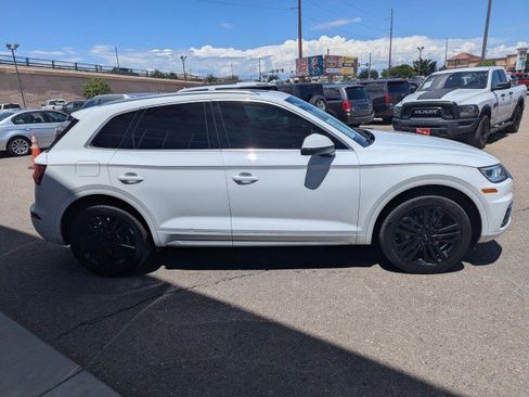 Used 2018 Audi Q5 Prestige w/ Prestige Package AWD/4WD image 6