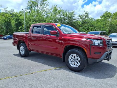 Certified 2024 Nissan Frontier SV w/ Technology Package AWD/4WD image 3