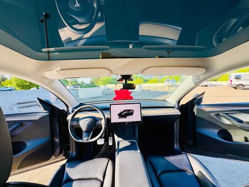 Used 2023 Tesla Model Y Performance AWD/4WD image 20