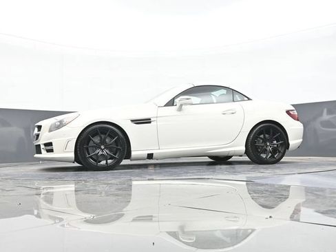 Used 2013 Mercedes-Benz SLK 350 image 54
