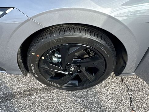 New 2026 Hyundai Elantra Sport image 21