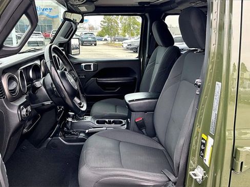 Used 2021 Jeep Wrangler Unlimited Sport image 18