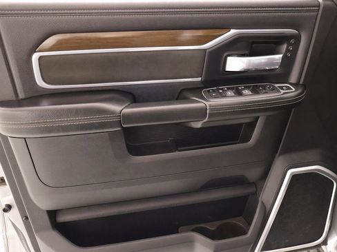 Used 2022 RAM 2500 Laramie image 16