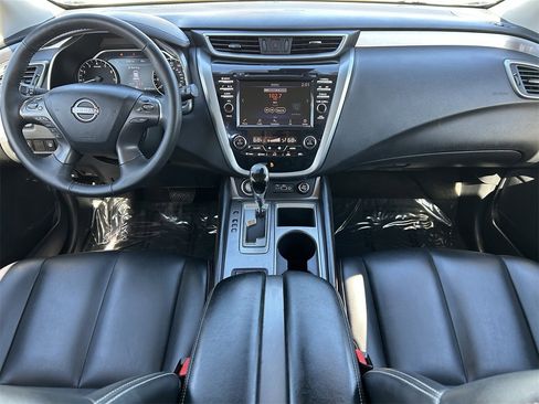 Certified 2023 Nissan Murano SV w/ SV Midnight Edition Package image 16