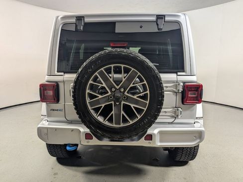 Used 2024 Jeep Wrangler High Altitude AWD/4WD image 7