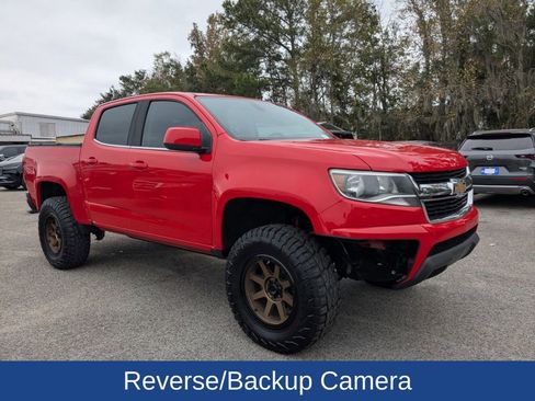 Used 2018 Chevrolet Colorado LT image 2