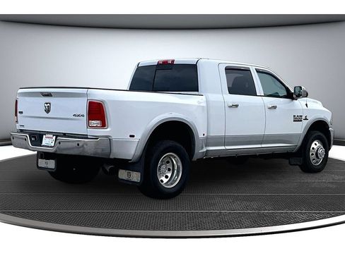 Used 2015 RAM 3500 Laramie AWD/4WD image 18