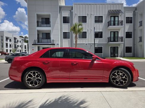 Used 2015 Chrysler 300 S RWD image 5
