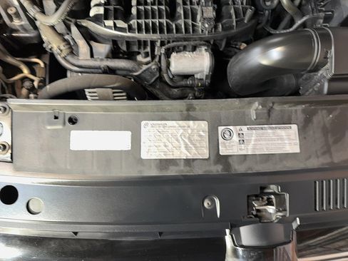 Used 2015 Volkswagen Passat 1.8T S image 69