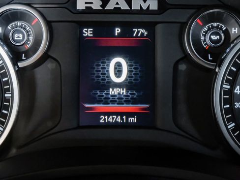 Used 2024 RAM 2500 Big Horn w/ Sport Appearance Package image 20