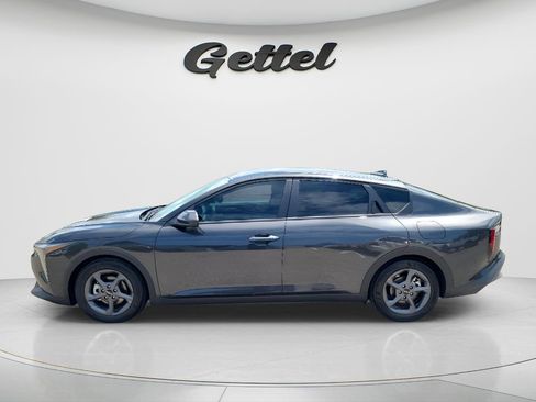Used 2025 Kia K4 FWD image 8