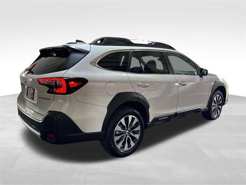 Used 2024 Subaru Outback Limited AWD/4WD image 5