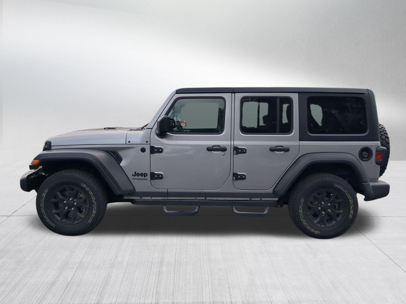 Used 2021 Jeep Wrangler Unlimited Sport AWD/4WD image 3