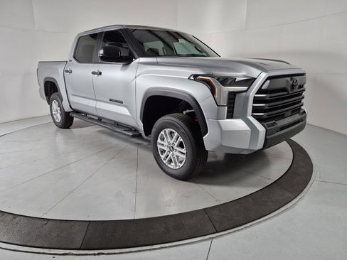 New 2026 Toyota Tundra SR5 image 9