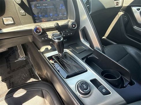 Used 2017 Chevrolet Corvette Stingray w/ 3LT Preferred Equipment Group image 19