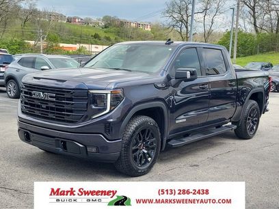 Used 2025 GMC Sierra 1500 Elevation w/ Elevation Premium Package