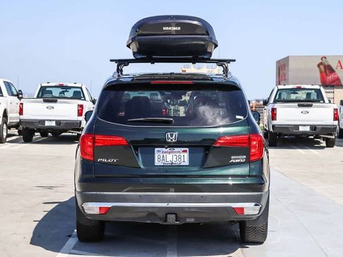 Used 2017 Honda Pilot Touring image 5
