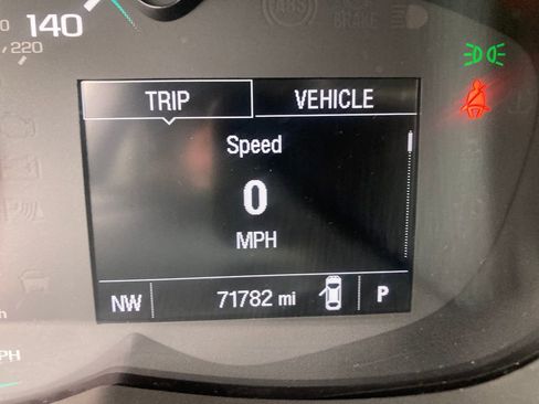 Used 2020 Chevrolet Trax LT w/ LT Convenience Package image 20