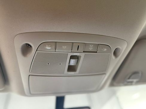 Used 2018 Nissan Murano SL w/ Moonroof Package image 28