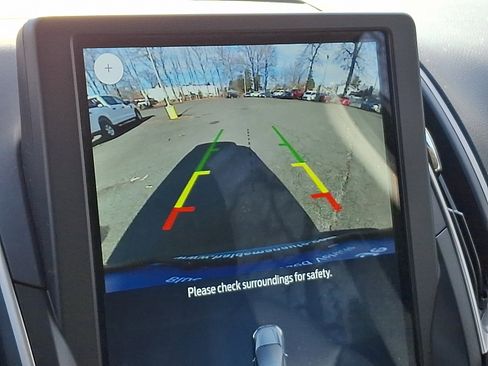 Used 2022 Ford Edge SEL w/ Convenience Package image 18