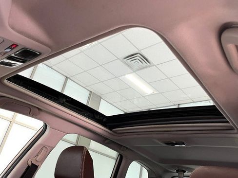 Used 2017 Subaru Forester 2.5i Touring image 30