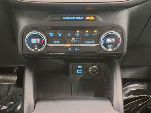 Used 2021 Ford Escape SE image 27