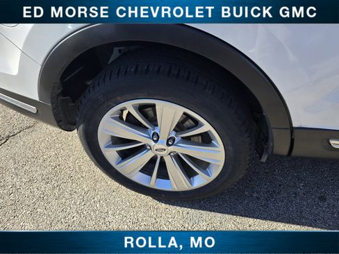 Used 2019 Ford Explorer Limited w/ Ford Safe & Smart Package image 12