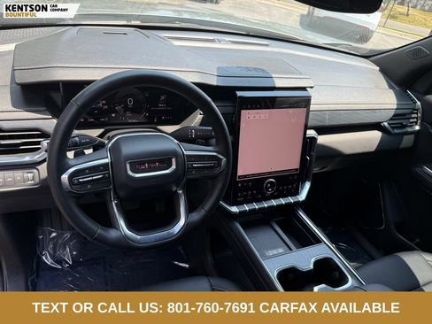 Used 2025 GMC Acadia Elevation w/ Elevation Premium Package AWD/4WD image 29