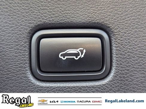 Used 2022 Kia Telluride EX w/ EX Premium Package image 9