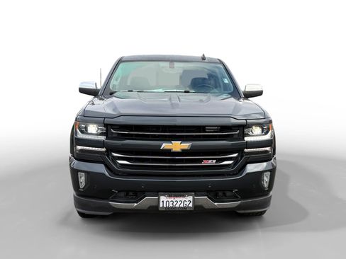 Used 2017 Chevrolet Silverado 1500 LTZ Z71 w/ LTZ Plus Package image 8