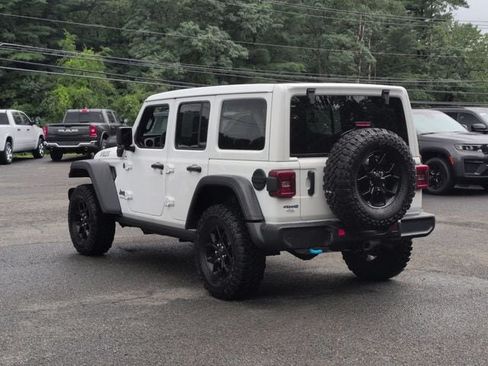 Used 2024 Jeep Wrangler Unlimited AWD/4WD image 8
