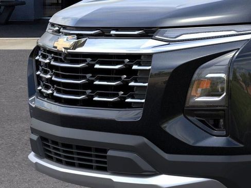New 2026 Chevrolet Equinox LT w/ Safety and Technology Package FWD image 13