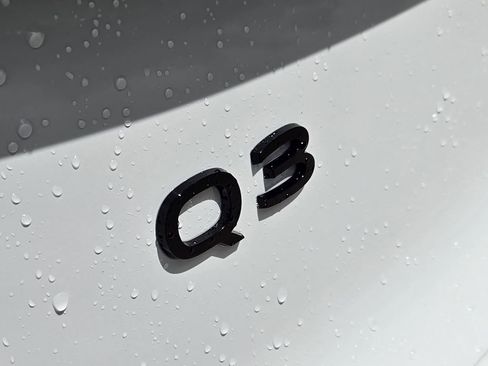 New 2026 Audi Q3 quattro 2.0T AWD/4WD image 15