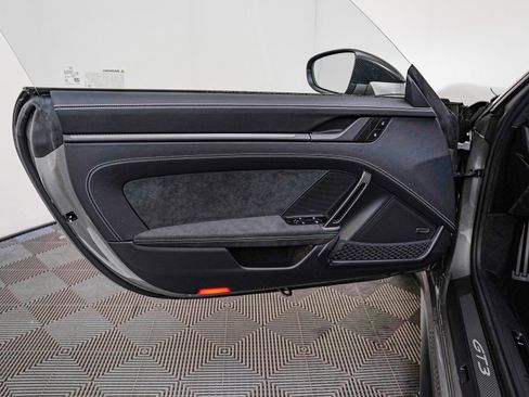 Used 2026 Porsche 911 GT3 RWD image 25
