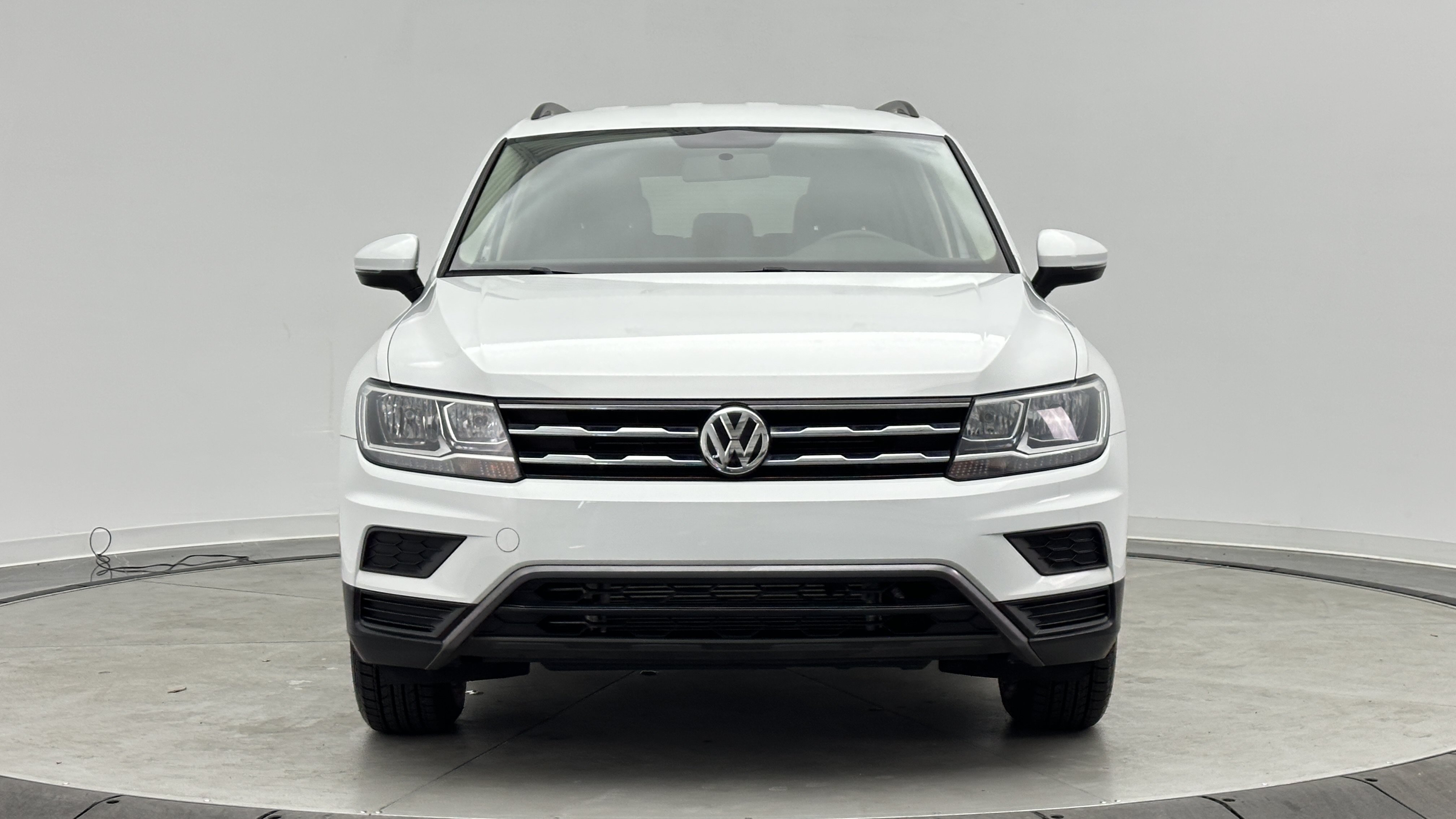 Used 2020 Volkswagen Tiguan S FWD image 2