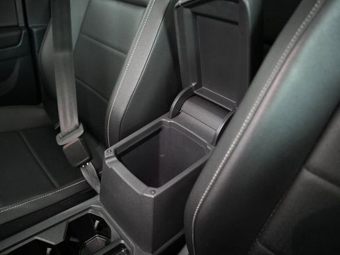 Used 2021 Volkswagen Tiguan SE w/ Panoramic Sunroof Package image 34