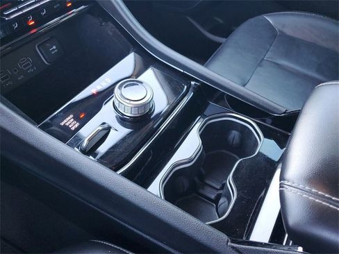 Used 2022 Jeep Grand Cherokee L Limited image 26