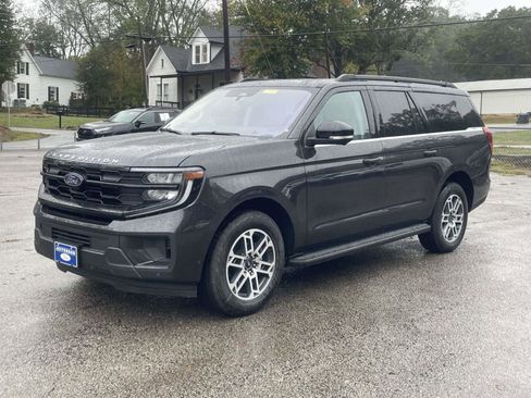 New 2025 Ford Expedition Max Active AWD/4WD image 2