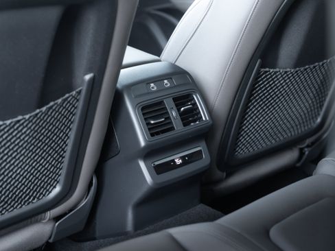 Certified 2025 Audi Q5 Premium w/ Premium Plus AWD/4WD image 26