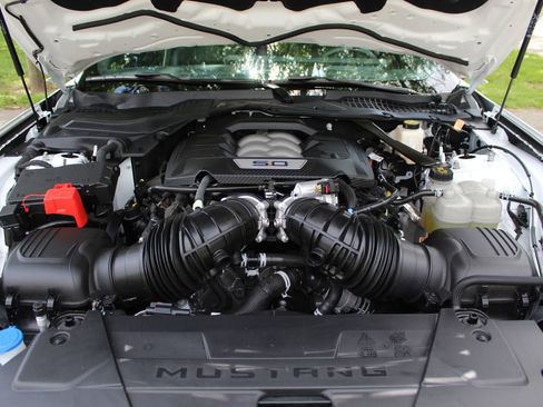 Used 2024 Ford Mustang GT Premium RWD image 26