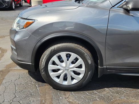 Used 2017 Nissan Rogue S AWD/4WD image 11