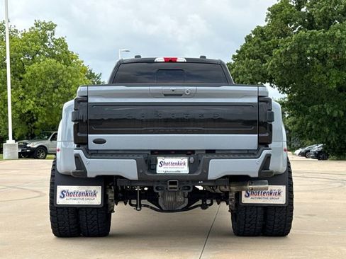 Used 2024 Ford F450 Limited w/ FX4 Off-Road Package AWD/4WD image 6