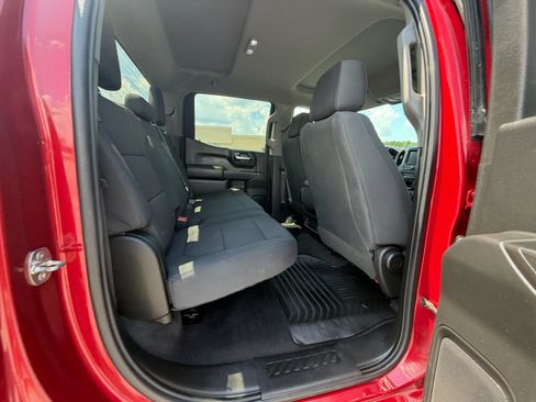 Used 2020 Chevrolet Silverado 1500 Custom Trail Boss w/ Custom Convenience Package AWD/4WD image 15