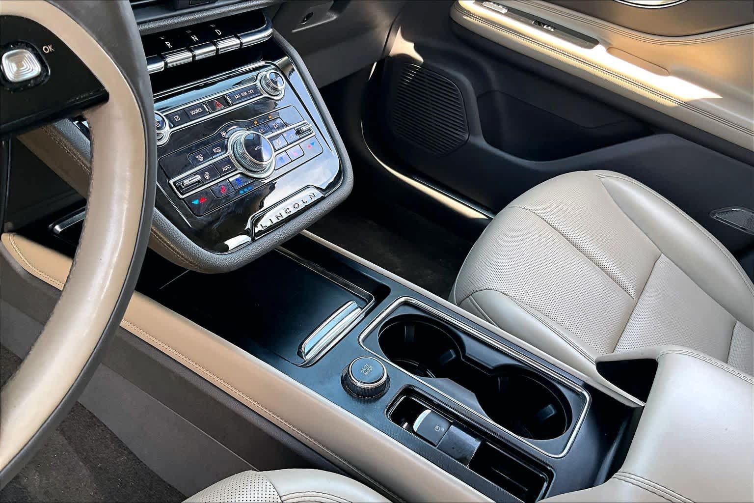 Used 2021 Lincoln Corsair FWD image 15