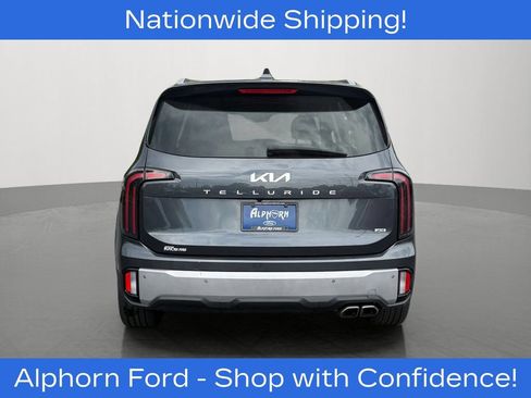 Used 2024 Kia Telluride EX w/ EX Captain's Chair Package AWD/4WD image 5
