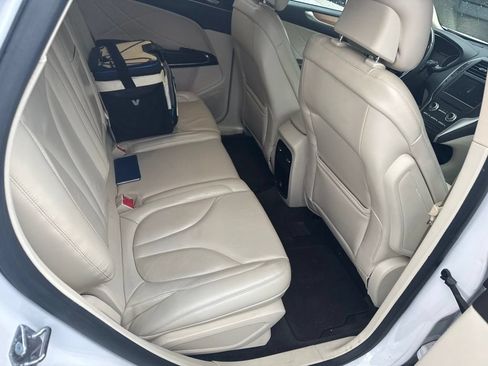 Used 2015 Lincoln MKC FWD w/ Equipment Group 101A Select image 7