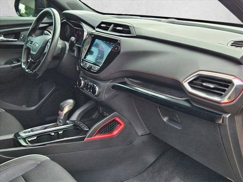 Used 2021 Chevrolet TrailBlazer RS w/ Convenience Package FWD image 22