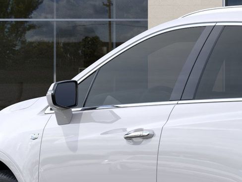 New 2025 Cadillac XT5 Luxury image 12