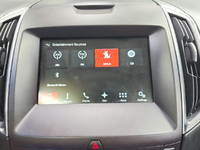 Used 2018 Ford Edge Titanium w/ Equipment Group 301A FWD image 15